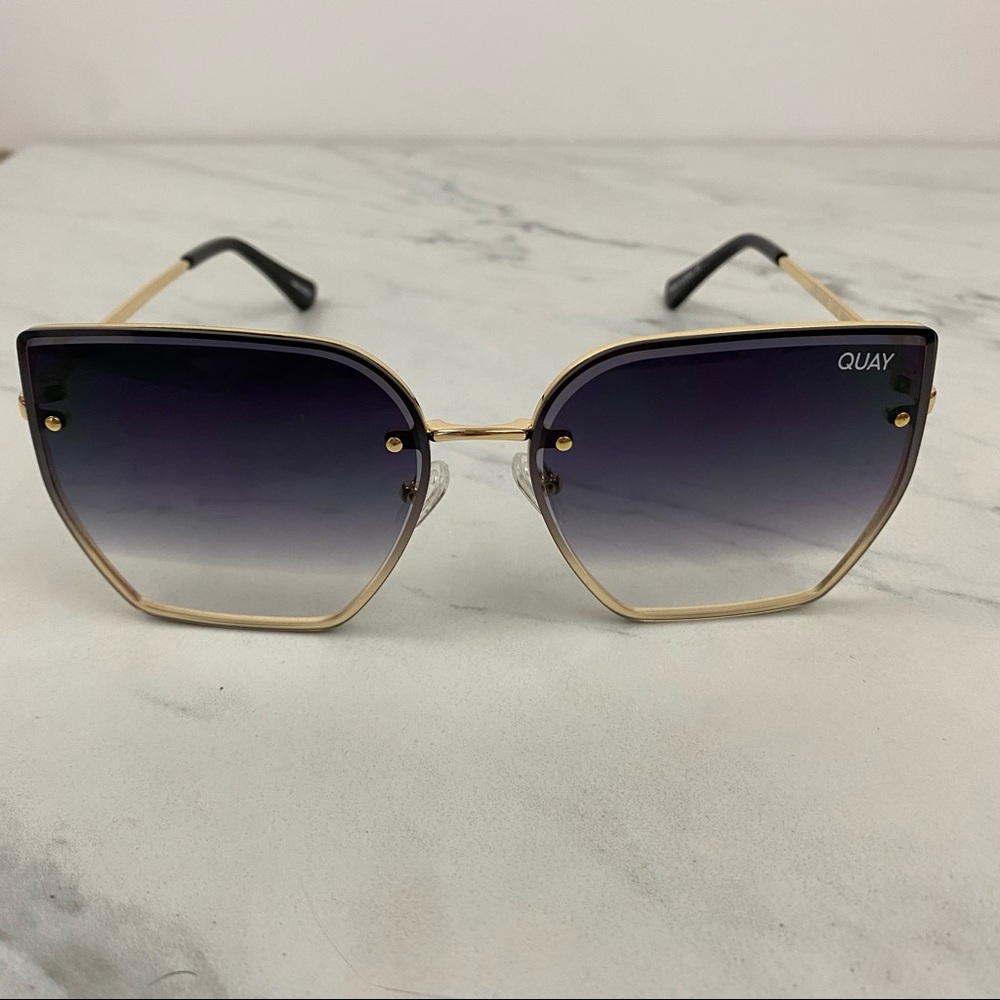 Quay Australia • Around the Way Sunglasses - Picture 5 of 8